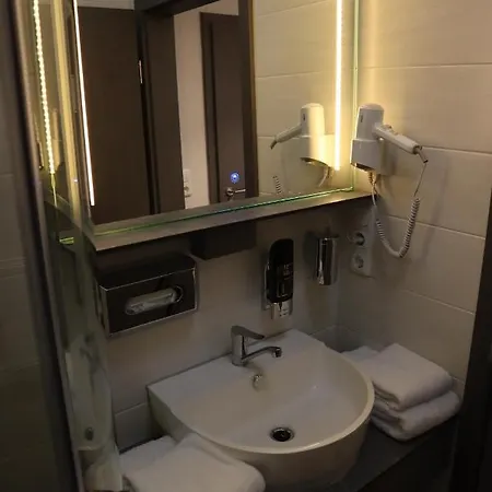 Bispinger Hof * Биспинген