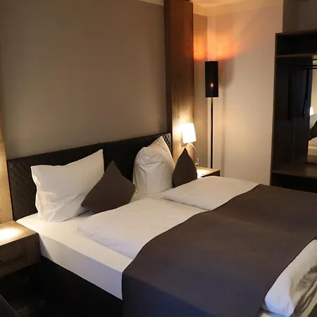 Bispinger Hof * Биспинген