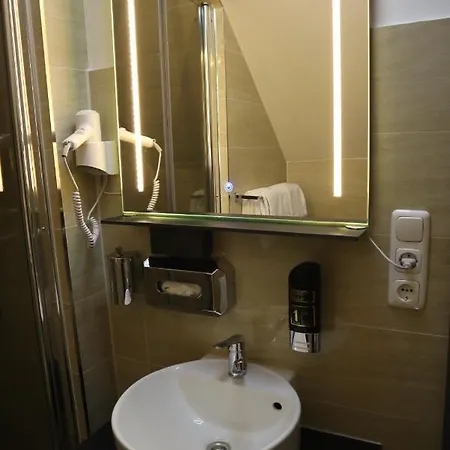 Bispinger Hof * Биспинген